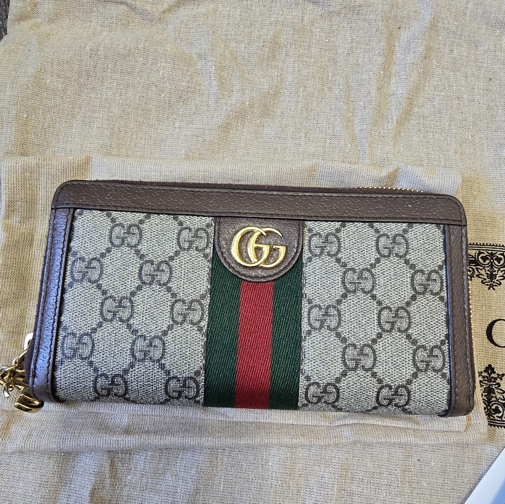 Gucci Ophidia Large Tote Bag and Wallet Very Good Condition Authentic - Picture 9 of 16